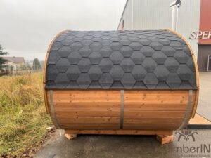 Oval utomhusbastu med integrerat bubbelbadkar (20)